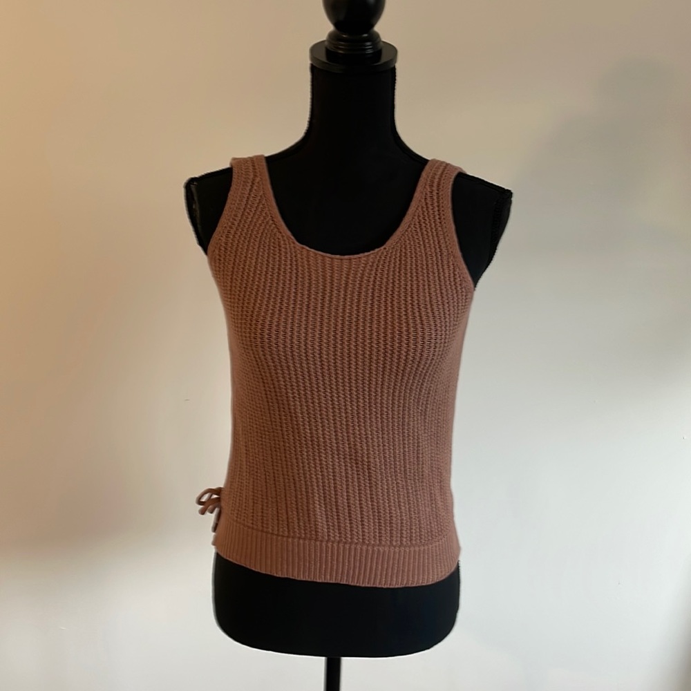 Moon &  Madison sleeveless top